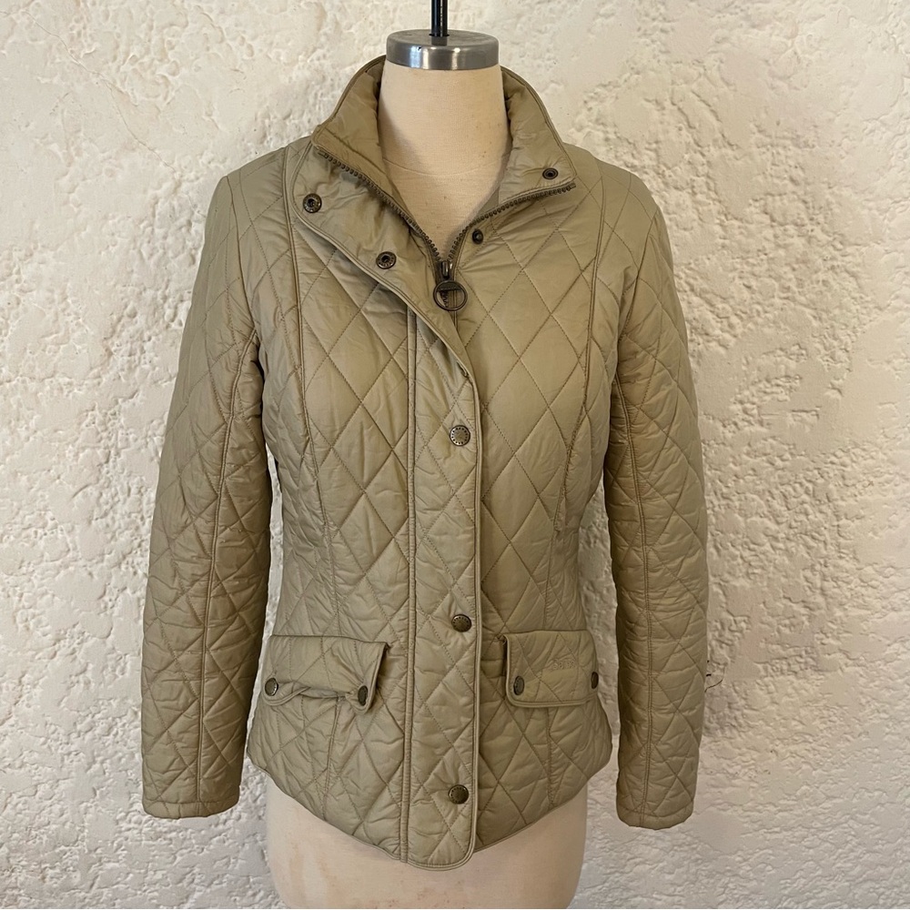 Barbour Quilted Puffer Jacket in Khaki
